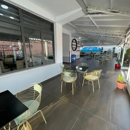 Triho Hotel