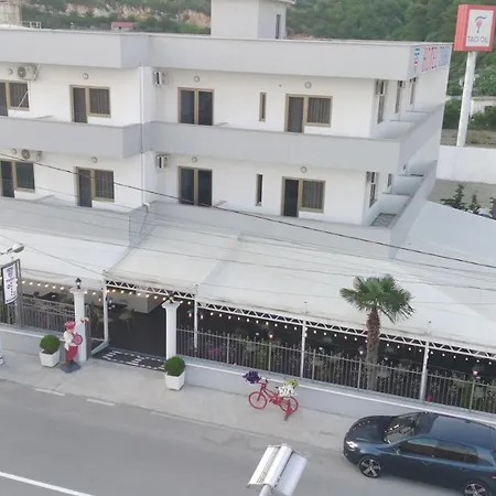 Hotel Triho 3*